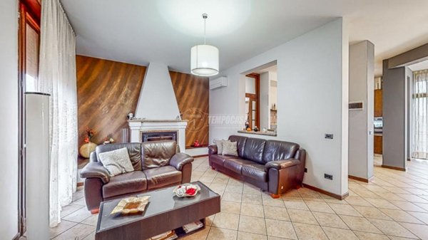 casa indipendente in vendita a Modena in zona Baggiovara