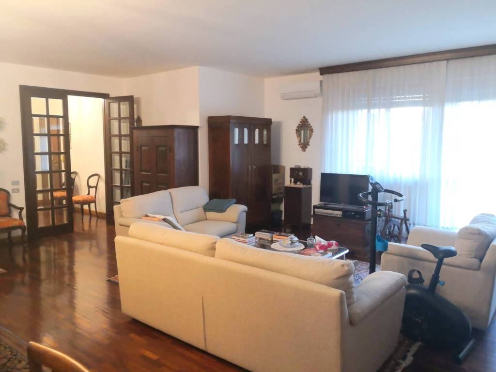 appartamento in vendita a Modena in zona Cognento