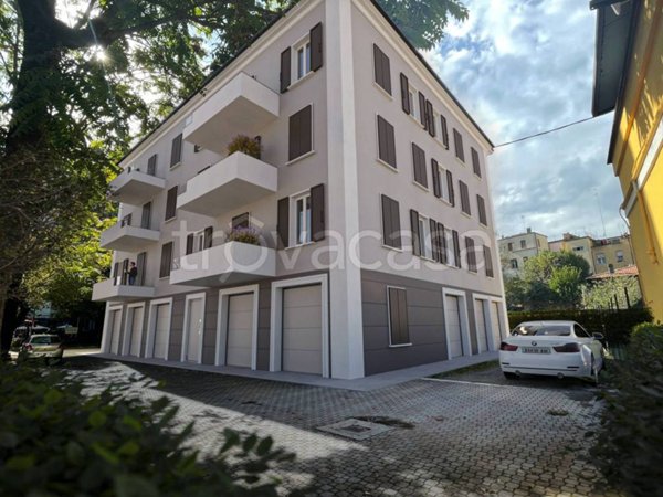 appartamento in vendita a Modena in zona Sant'Agnese