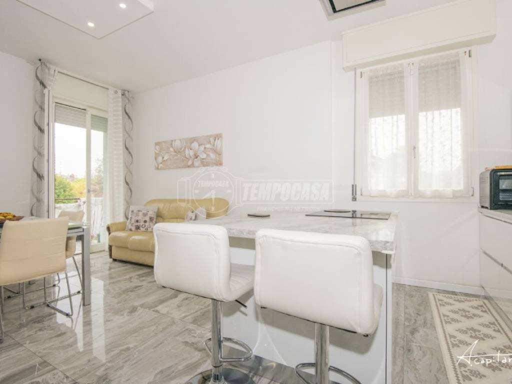casa indipendente in vendita a Modena in zona Ganaceto