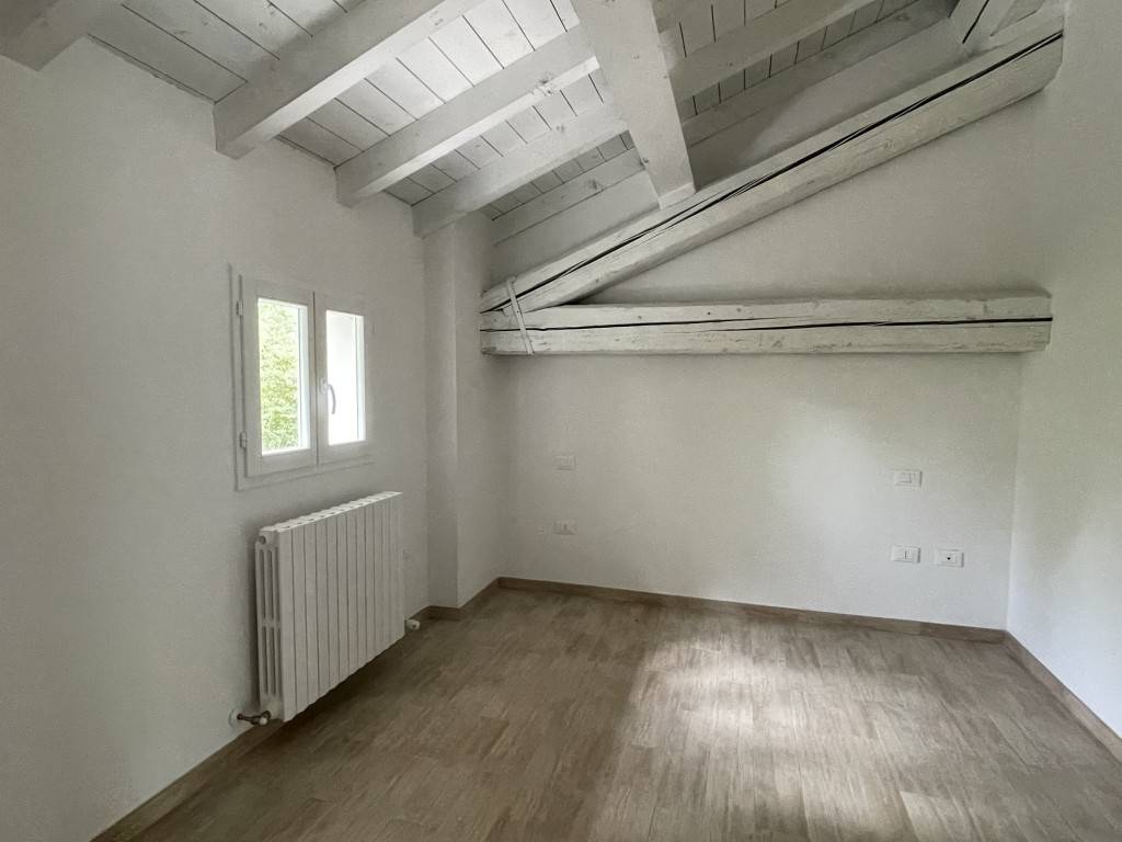 casa indipendente in vendita a Modena