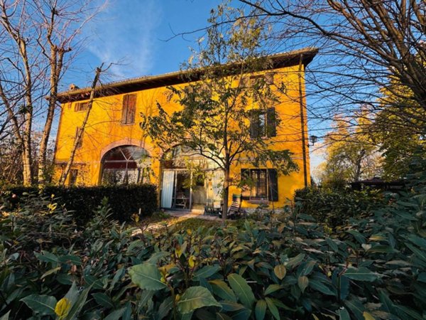 casa indipendente in vendita a Modena in zona Cittanova