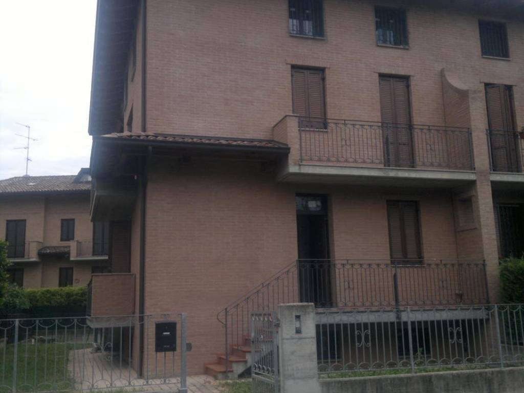 casa indipendente in vendita a Modena in zona Cognento