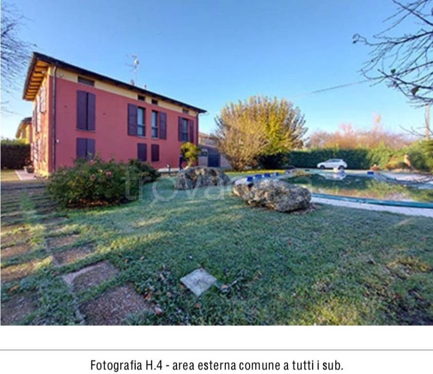 casa indipendente in vendita a Modena in zona Madonnina / Quattro Ville