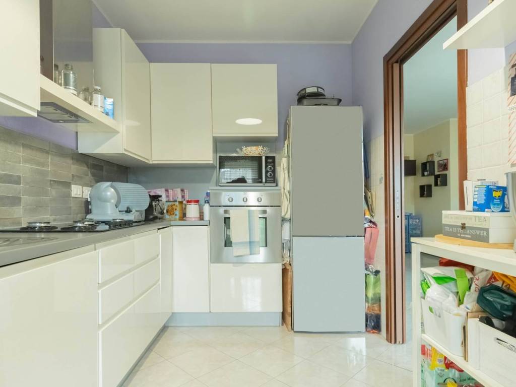 appartamento in vendita a Modena in zona Villanova