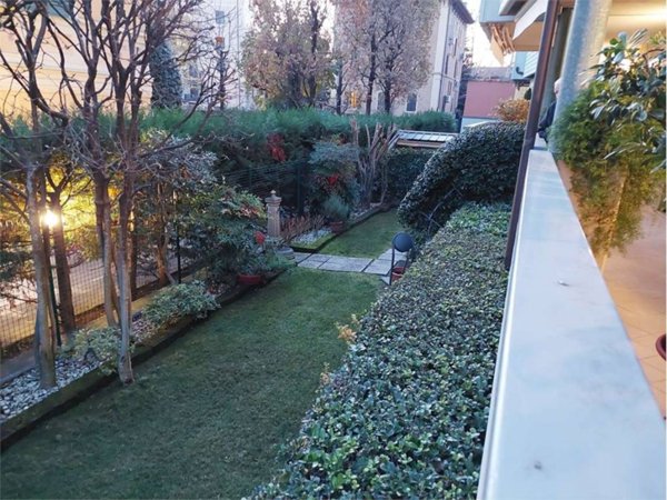 casa indipendente in vendita a Modena in zona San Faustino