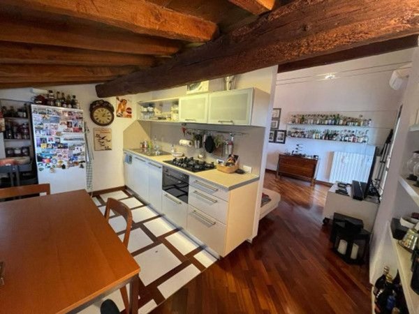 appartamento in vendita a Modena in zona Centro Storico