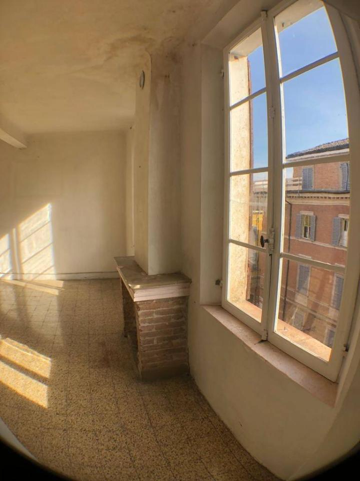 appartamento in vendita a Modena in zona Centro Storico