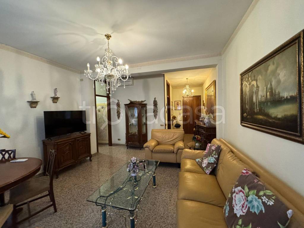 appartamento in vendita a Modena in zona Buon Pastore