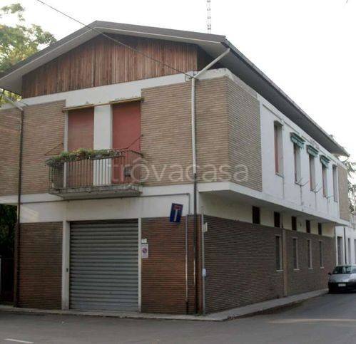 appartamento in vendita a Modena in zona San Faustino