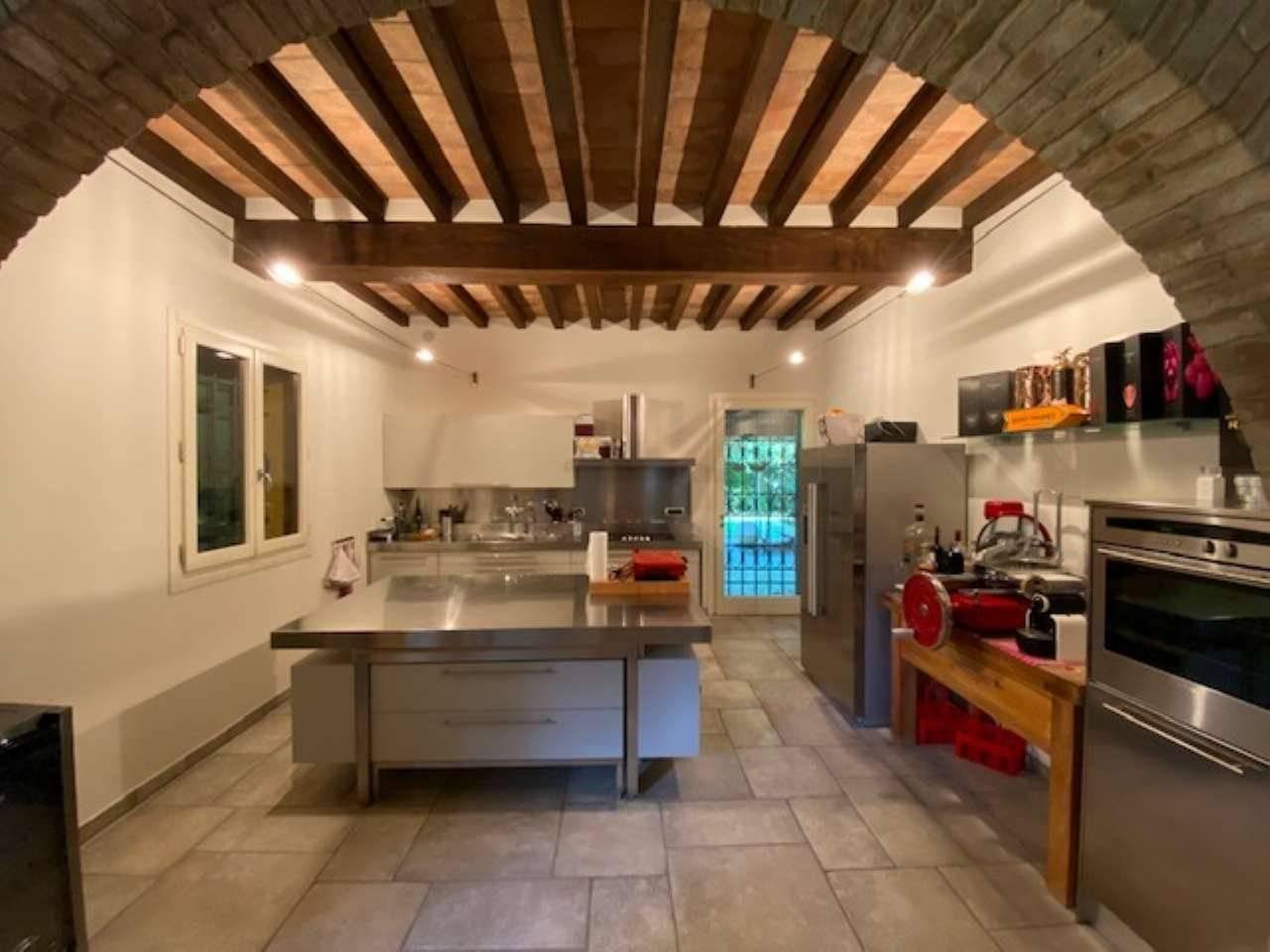 casa indipendente in vendita a Modena in zona Buon Pastore