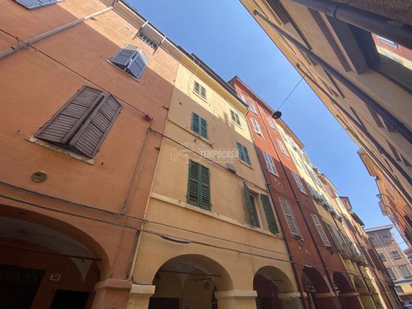 appartamento in vendita a Modena in zona Centro Storico