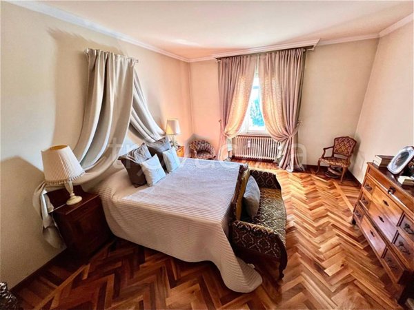 casa indipendente in vendita a Modena in zona Ganaceto