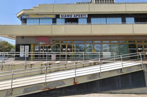 negozio in vendita a Modena in zona San Faustino