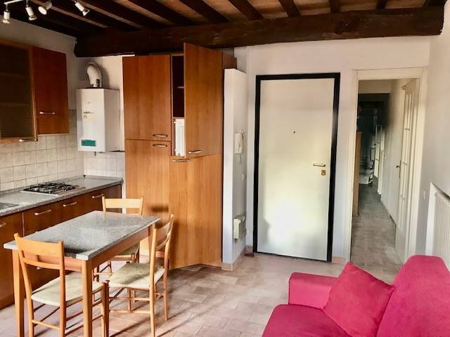 appartamento in vendita a Modena in zona Centro Storico