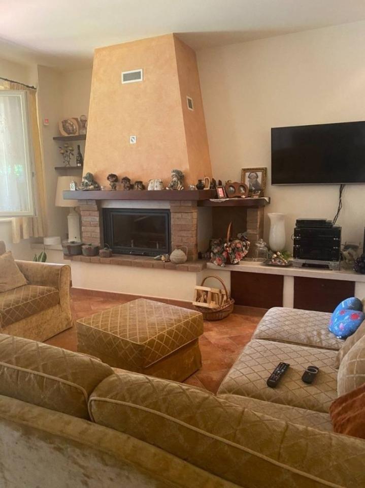 casa indipendente in vendita a Modena in zona Cognento