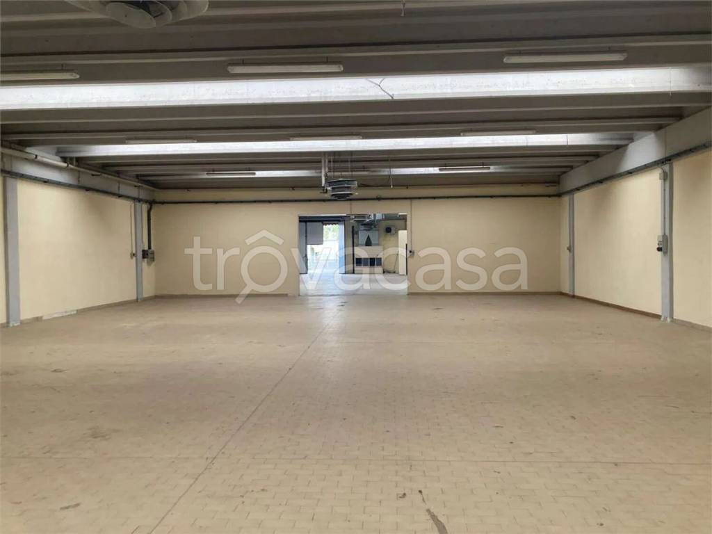 appartamento in vendita a Modena in zona Madonnina / Quattro Ville
