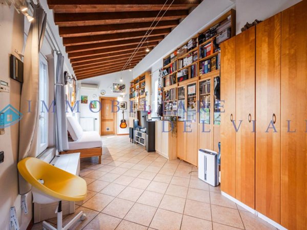 appartamento in vendita a Modena in zona Centro Storico