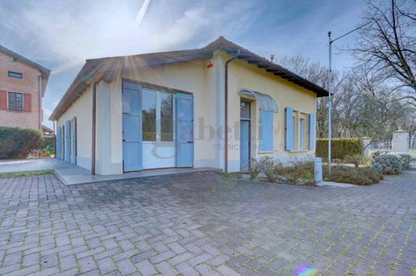 casa indipendente in vendita a Modena in zona San Damaso