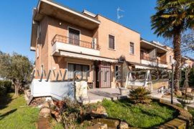 casa indipendente in vendita a Modena in zona Cittanova