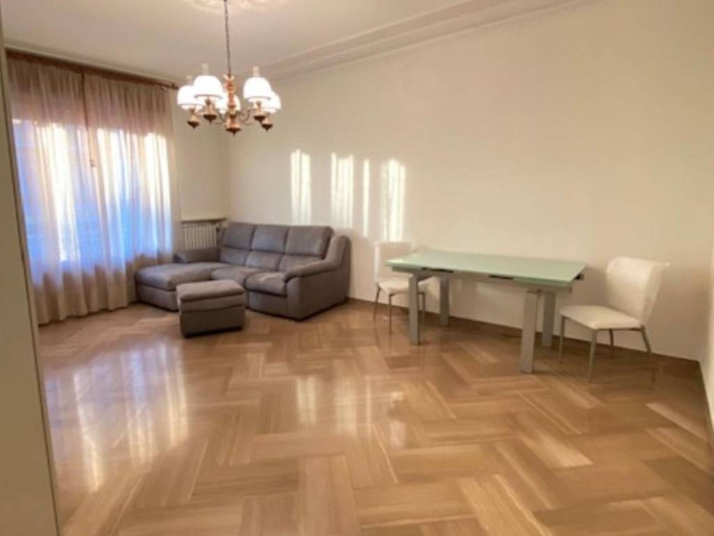 appartamento in vendita a Modena in zona San Faustino