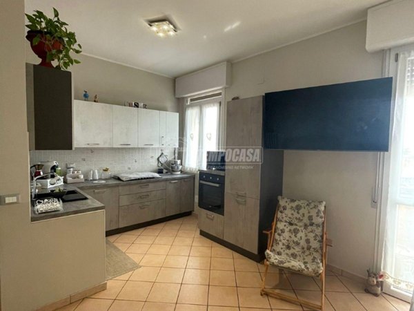 appartamento in vendita a Modena in zona Crocetta
