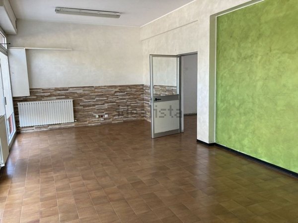 ufficio in vendita a Modena