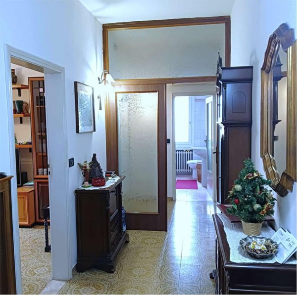 appartamento in vendita a Modena in zona Crocetta