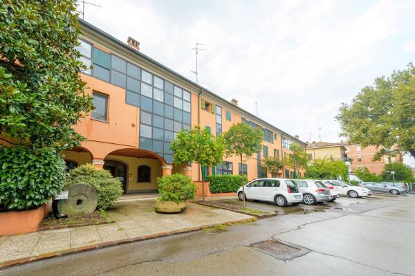 appartamento in vendita a Modena in zona San Faustino