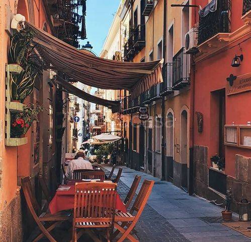 appartamento in vendita a Modena in zona Centro Storico