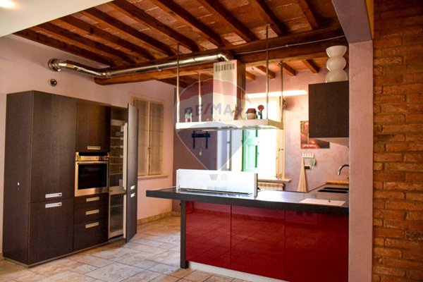 casa indipendente in vendita a Modena in zona Ganaceto
