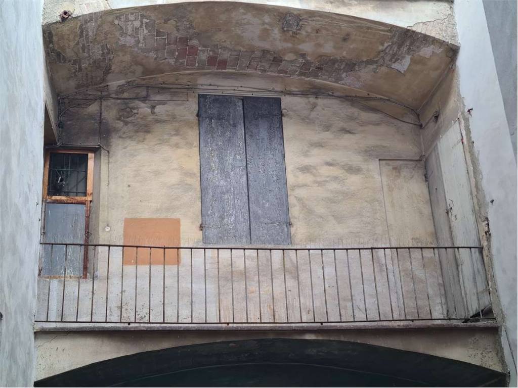 appartamento in vendita a Modena in zona Centro Storico