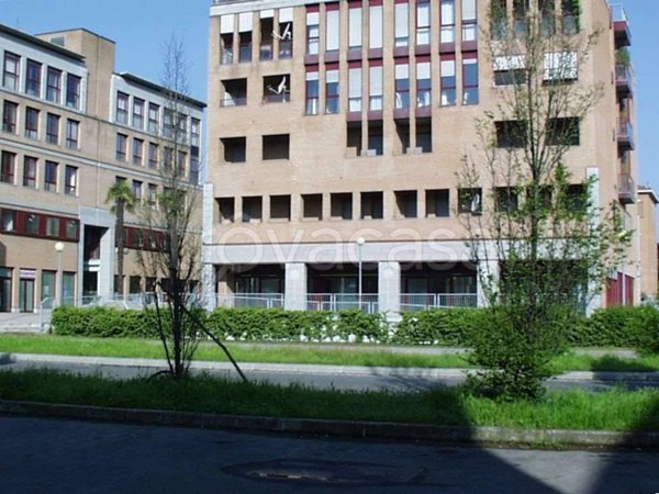 negozio in vendita a Modena in zona San Cataldo