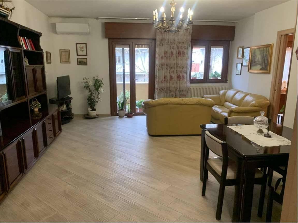 appartamento in vendita a Modena in zona San Faustino