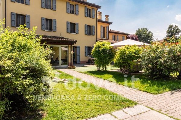 casa indipendente in vendita a Modena in zona Sant'Agnese