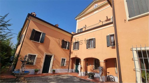 casa indipendente in vendita a Modena in zona Sant'Agnese