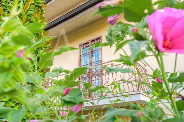 casa indipendente in vendita a Modena in zona Baggiovara