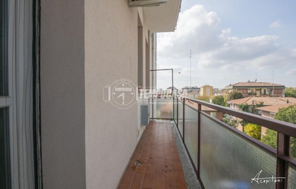 appartamento in vendita a Modena in zona San Lazzaro / Modena Est