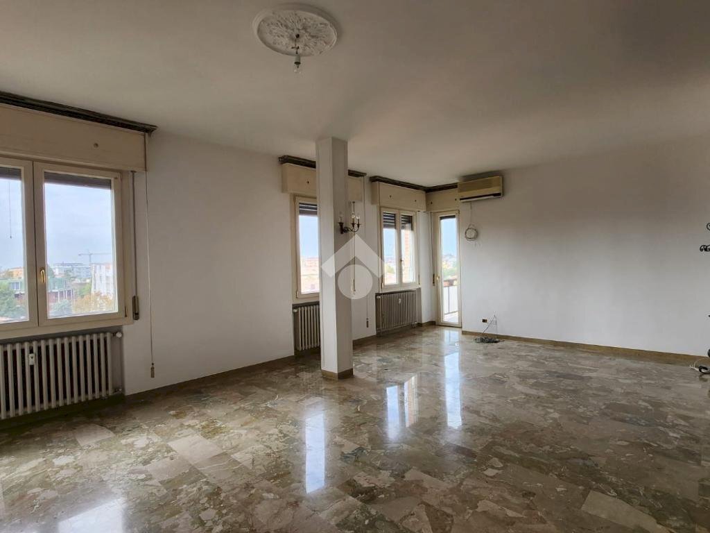 appartamento in vendita a Modena in zona Buon Pastore