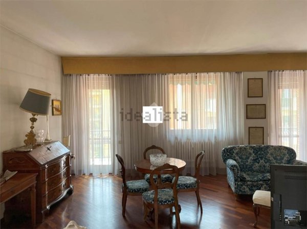 appartamento in vendita a Modena in zona Centro Storico