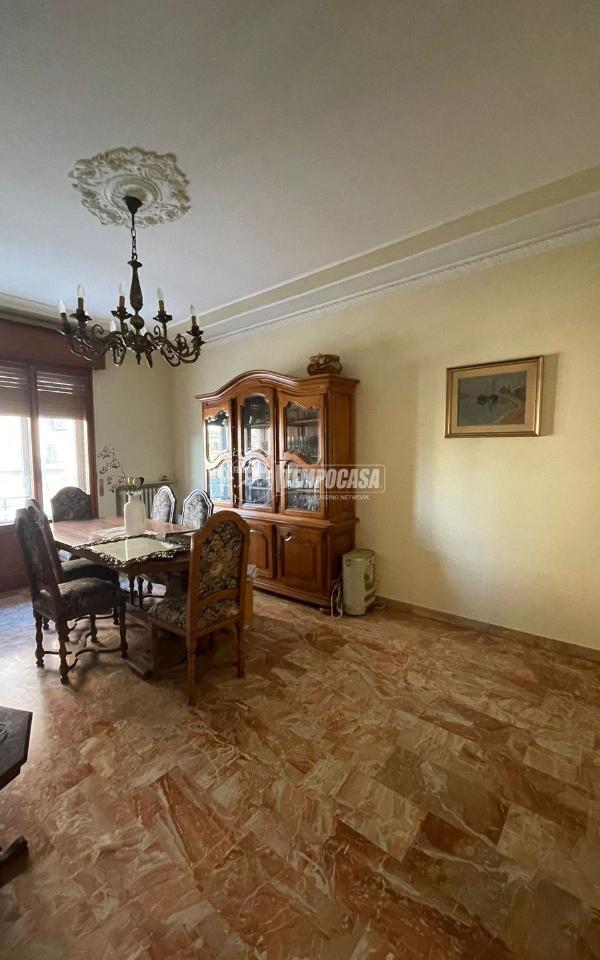 appartamento in vendita a Modena in zona San Faustino