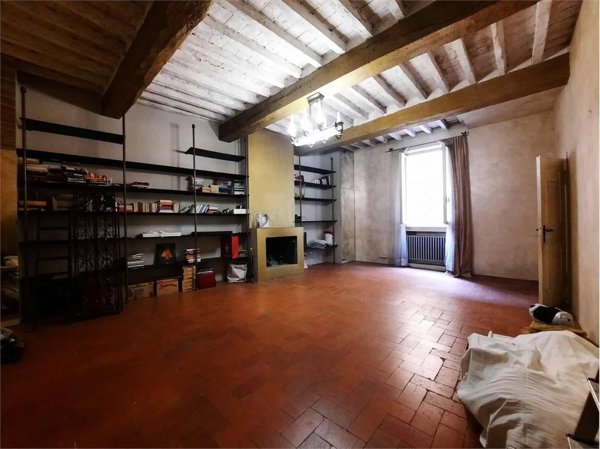 appartamento in vendita a Modena in zona Centro Storico