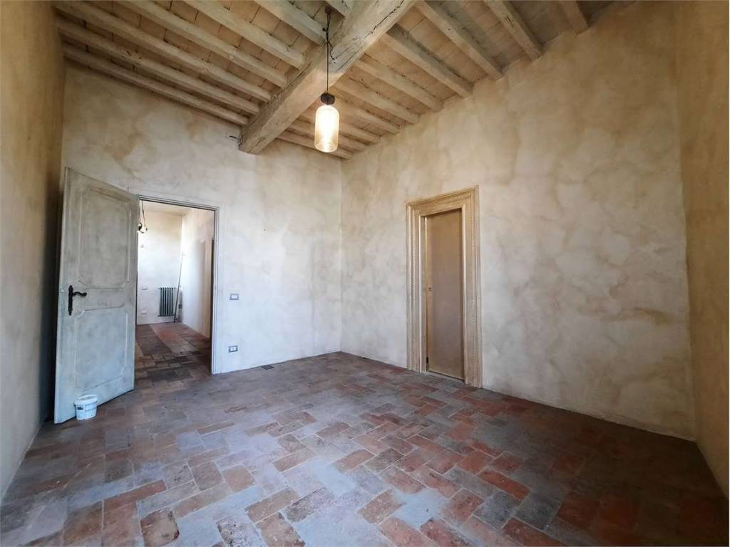 appartamento in vendita a Modena in zona Centro Storico