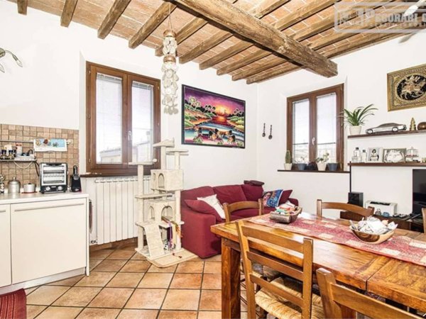 appartamento in vendita a Modena in zona Madonnina / Quattro Ville