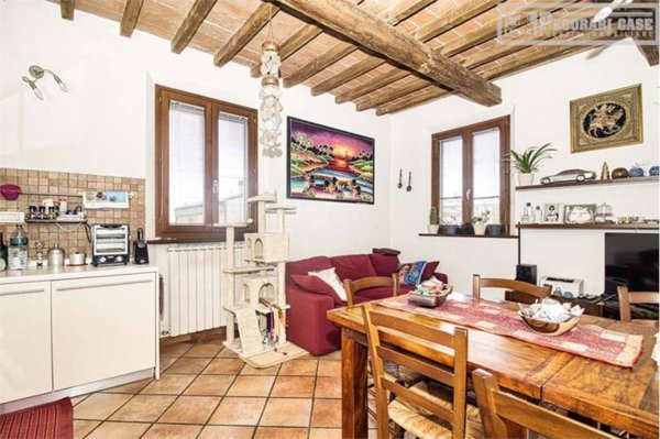 appartamento in vendita a Modena in zona Madonnina / Quattro Ville