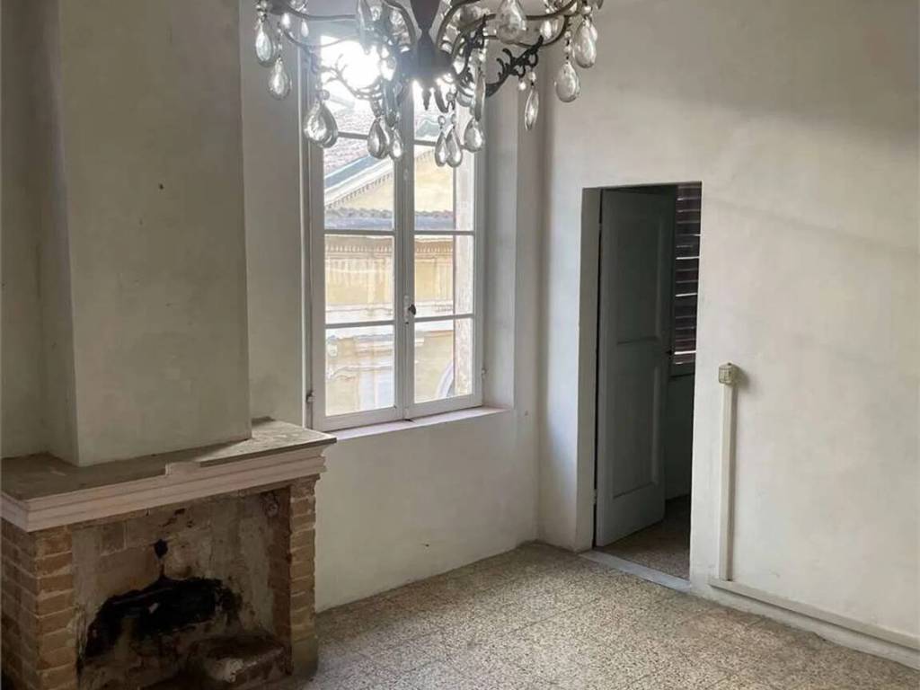 appartamento in vendita a Modena in zona Centro Storico