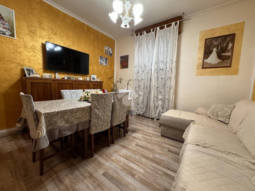 appartamento in vendita a Modena in zona Crocetta