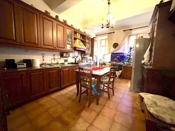 appartamento in vendita a Modena in zona Centro Storico