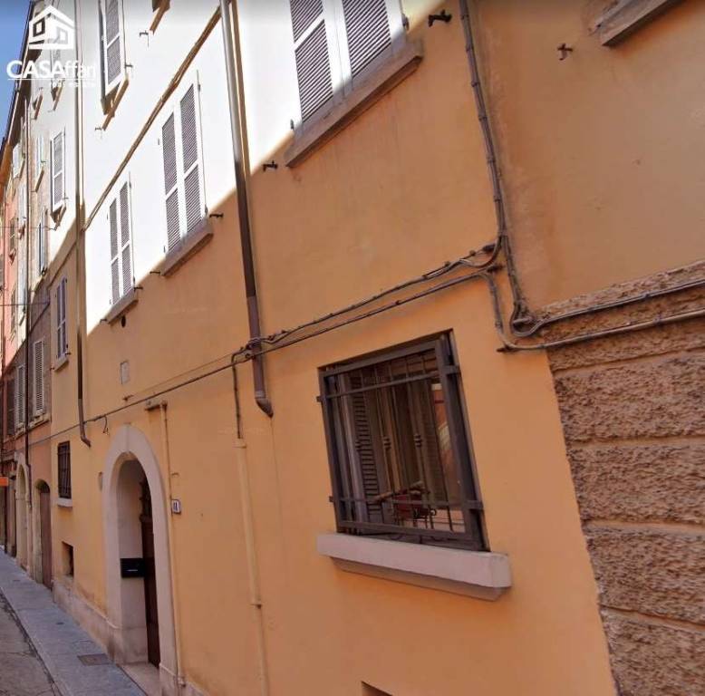 appartamento in vendita a Modena in zona Centro Storico