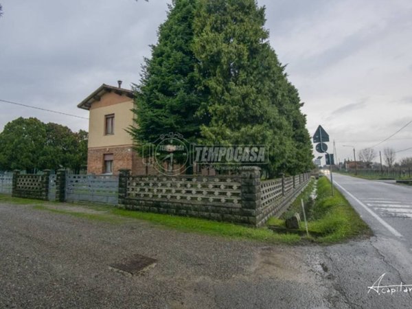 appartamento in vendita a Modena in zona Lesignana